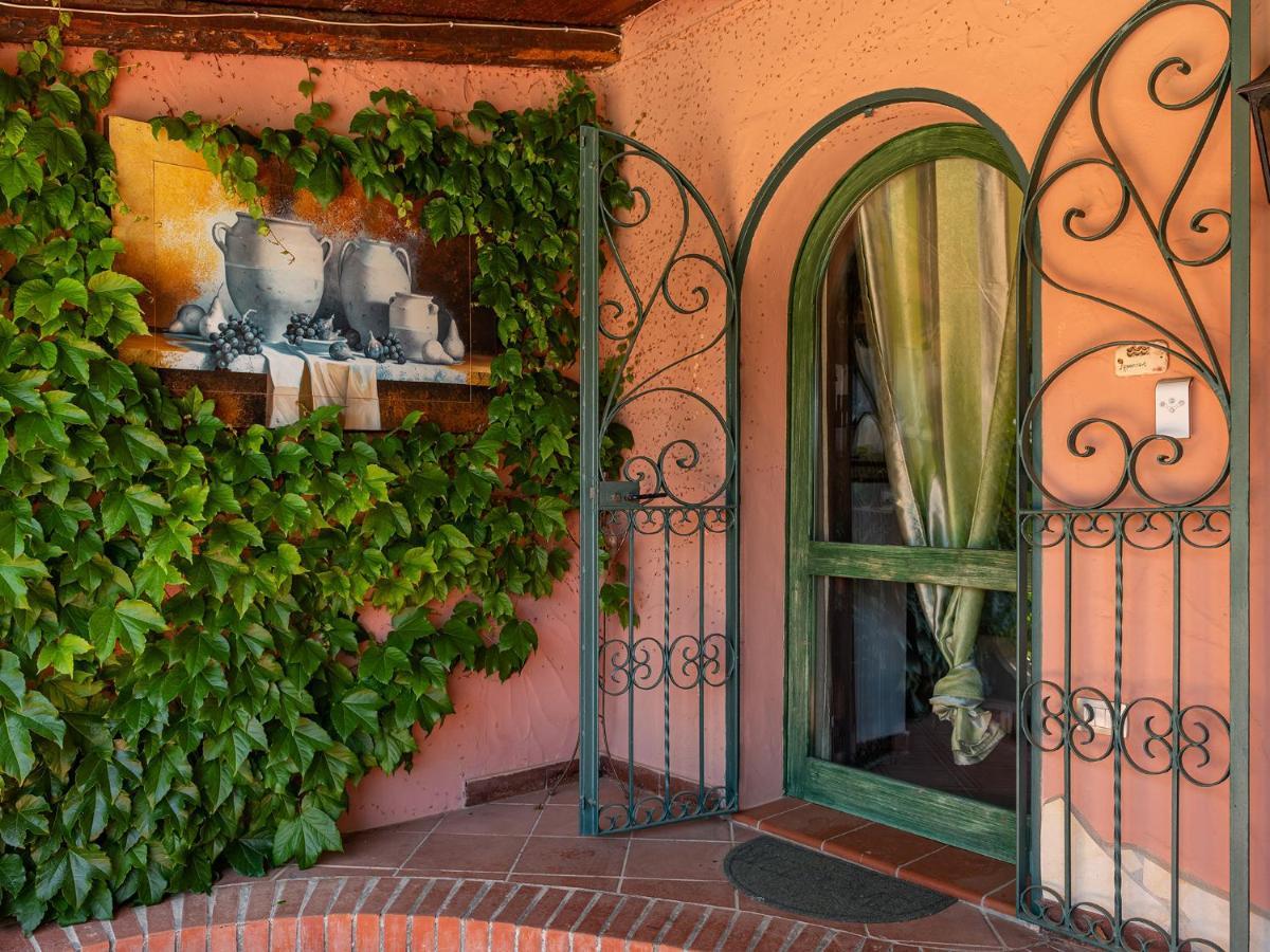 Guest House Villa Verde - Short Term Room Rentals Torre delle Stelle Dış mekan fotoğraf